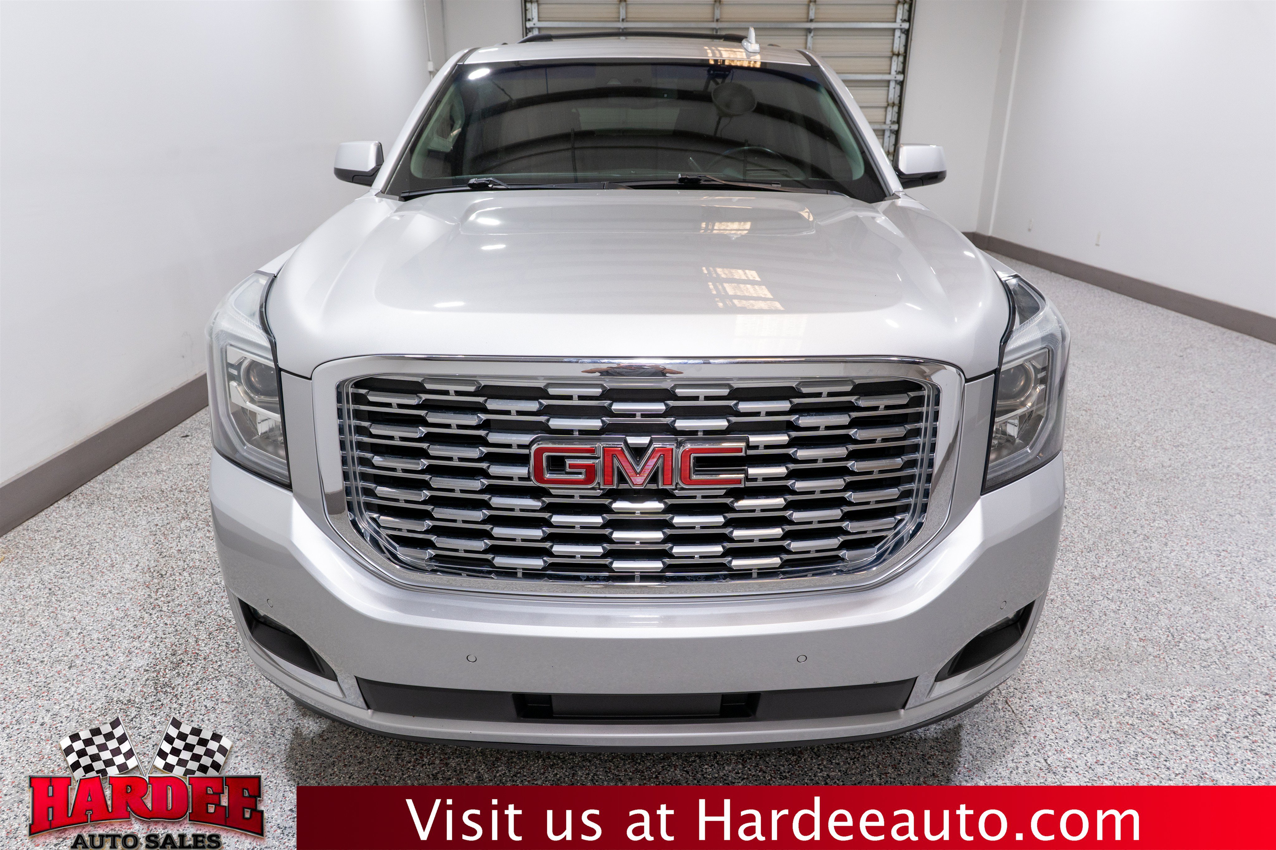 Used 2018 GMC Yukon XL Denali w/ Denali Ultimate Package AWD/4WD image 7