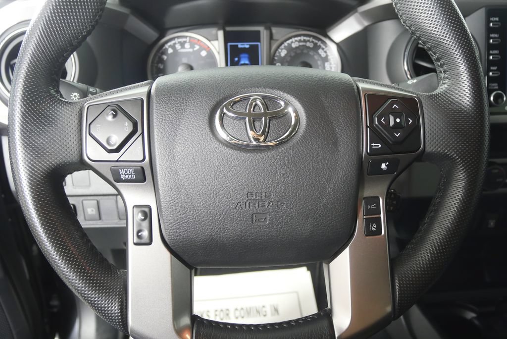 Used 2022 Toyota Tacoma SR5 w/ Technology Package RWD image 19