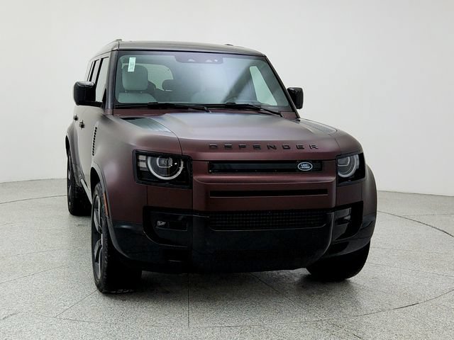 New 2026 Land Rover Defender 130 X-Dynamic SE AWD/4WD image 2