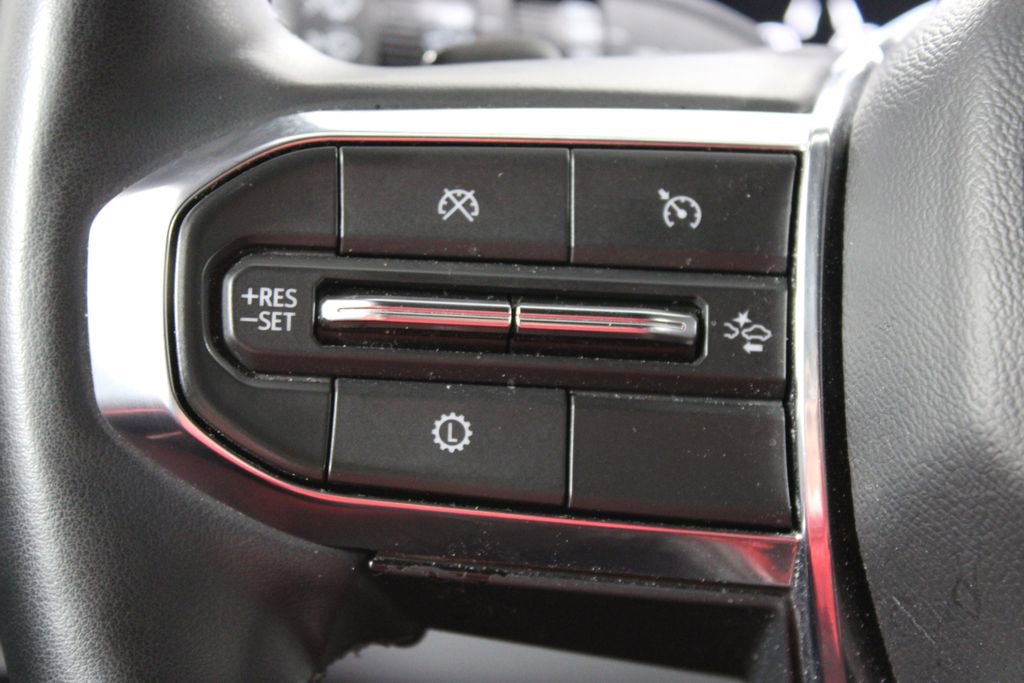 Used 2024 GMC Acadia Elevation image 26