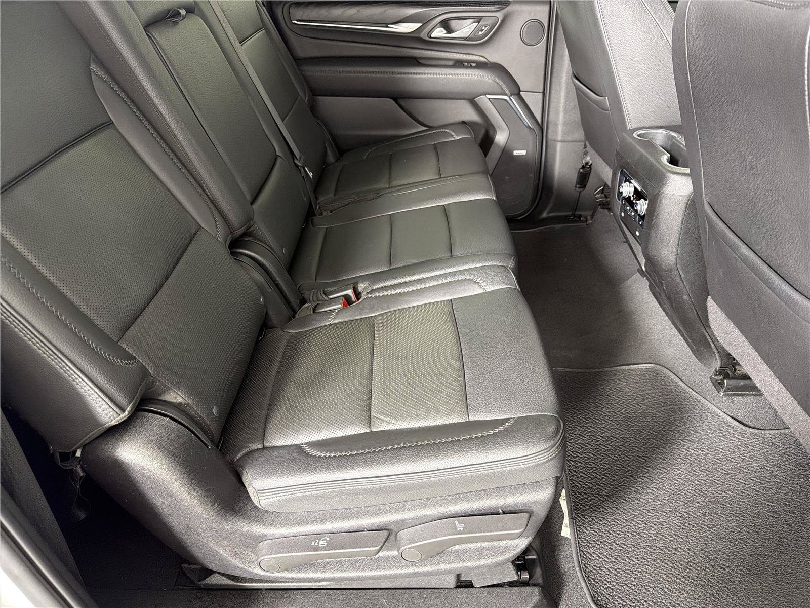 Certified 2024 GMC Yukon XL Denali RWD image 14