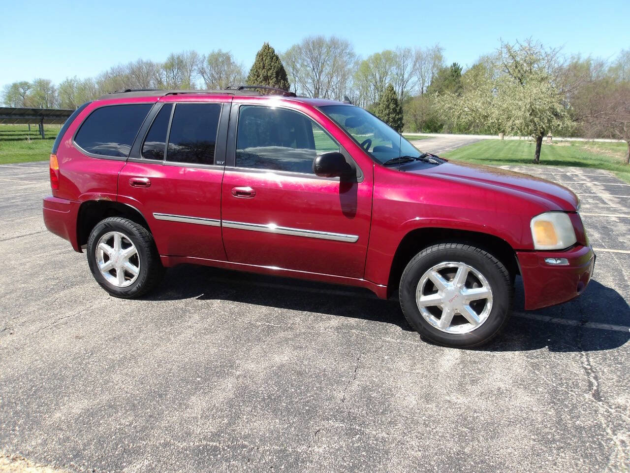 Used 2007 GMC Envoy SLT image 1