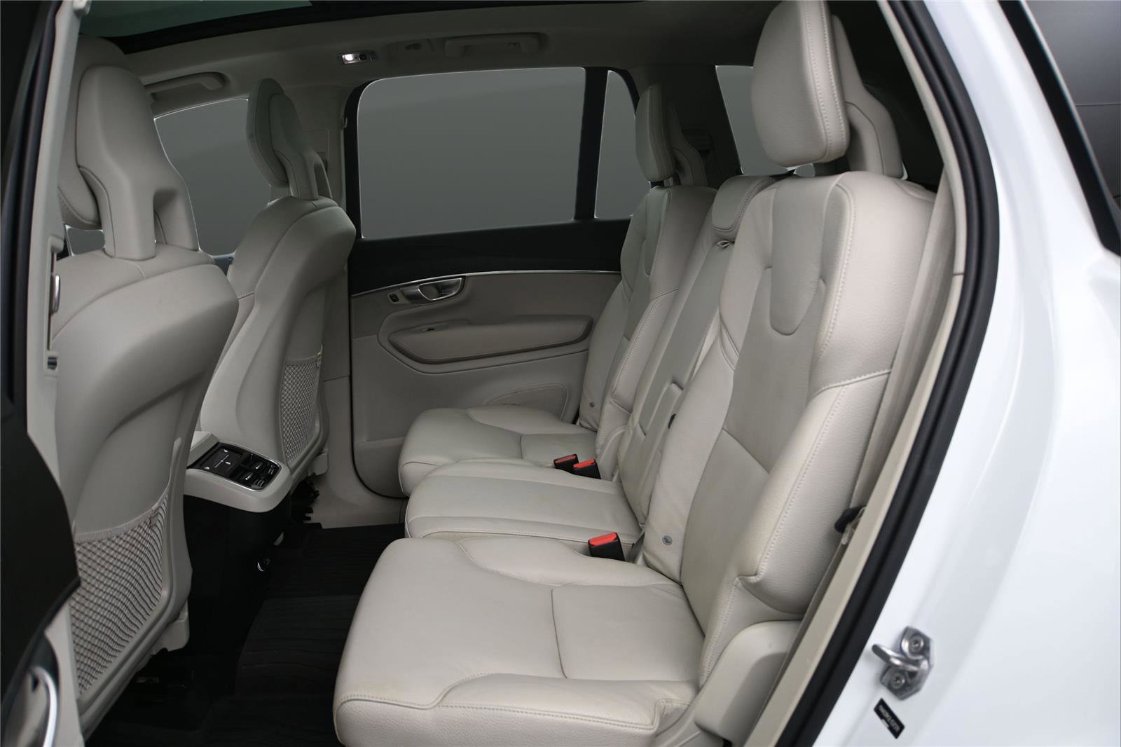 Used 2020 Volvo XC90 T6 Momentum AWD/4WD image 10