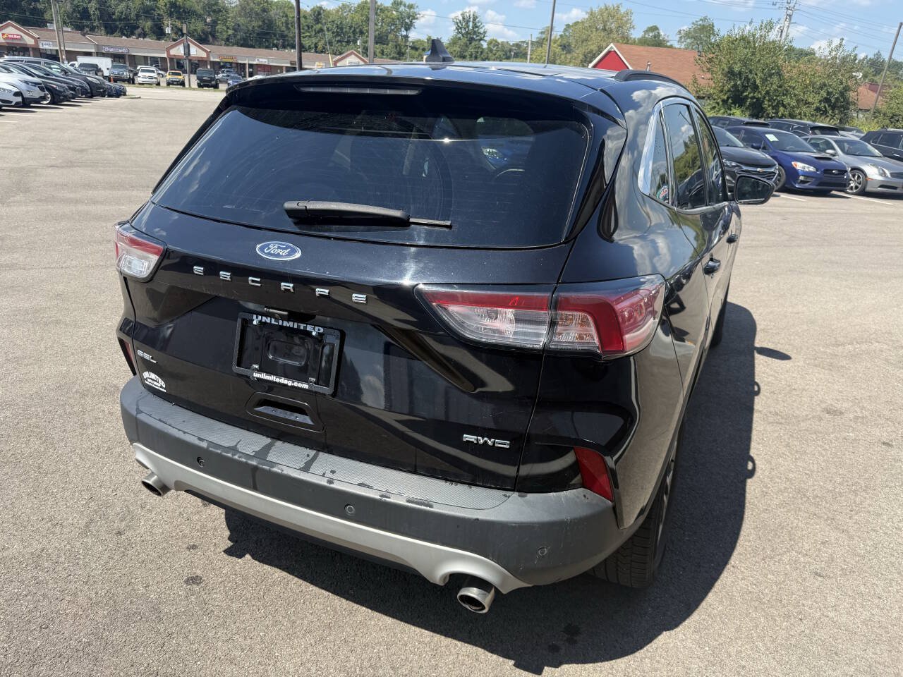 Used 2022 Ford Escape SEL w/ Technology Package AWD/4WD image 10