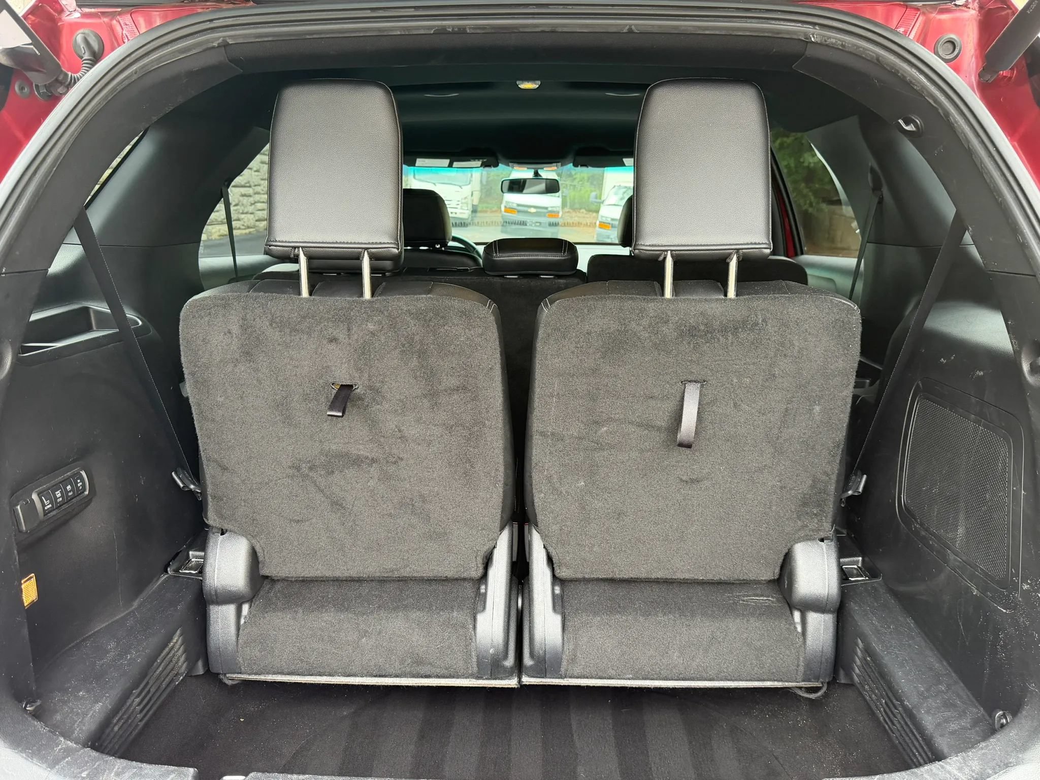 Used 2017 Ford Explorer Limited FWD image 34