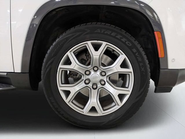 Used 2022 Jeep Wagoneer Series II AWD/4WD image 10