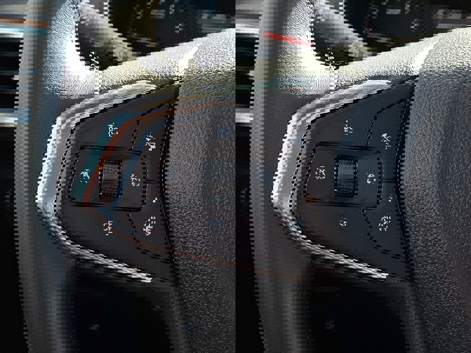 Used 2022 Chevrolet TrailBlazer ACTIV w/ Sun and Liftgate Package image 21