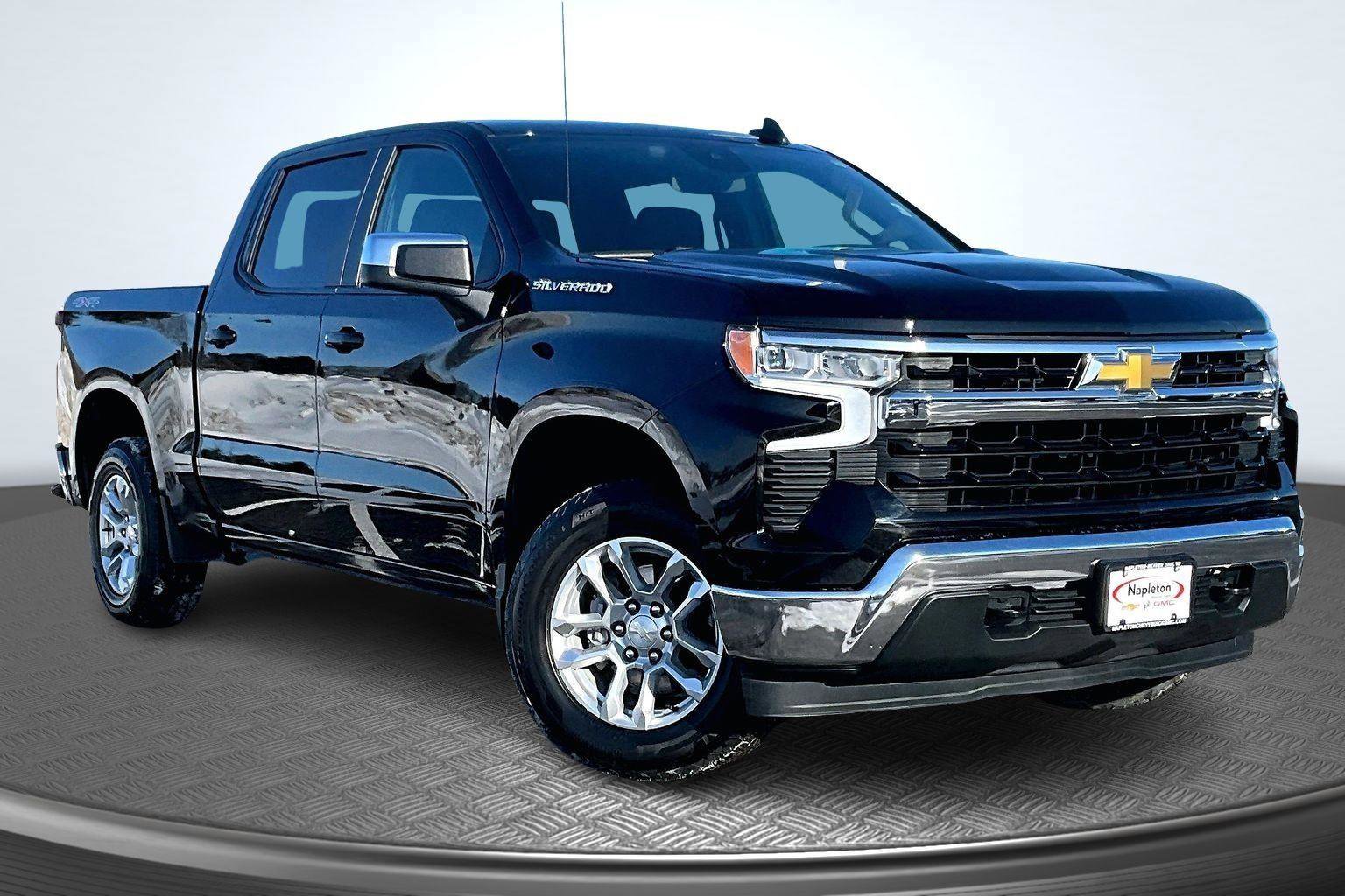 Used 2022 Chevrolet Silverado 1500 LT w/ Protection Package image 14