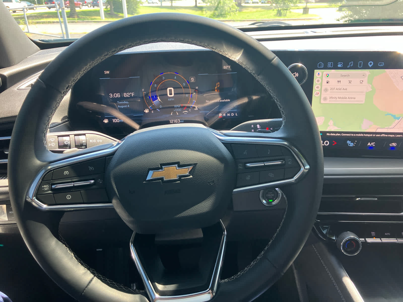 Used 2025 Chevrolet Traverse LT w/ Driver Confidence Package FWD image 17