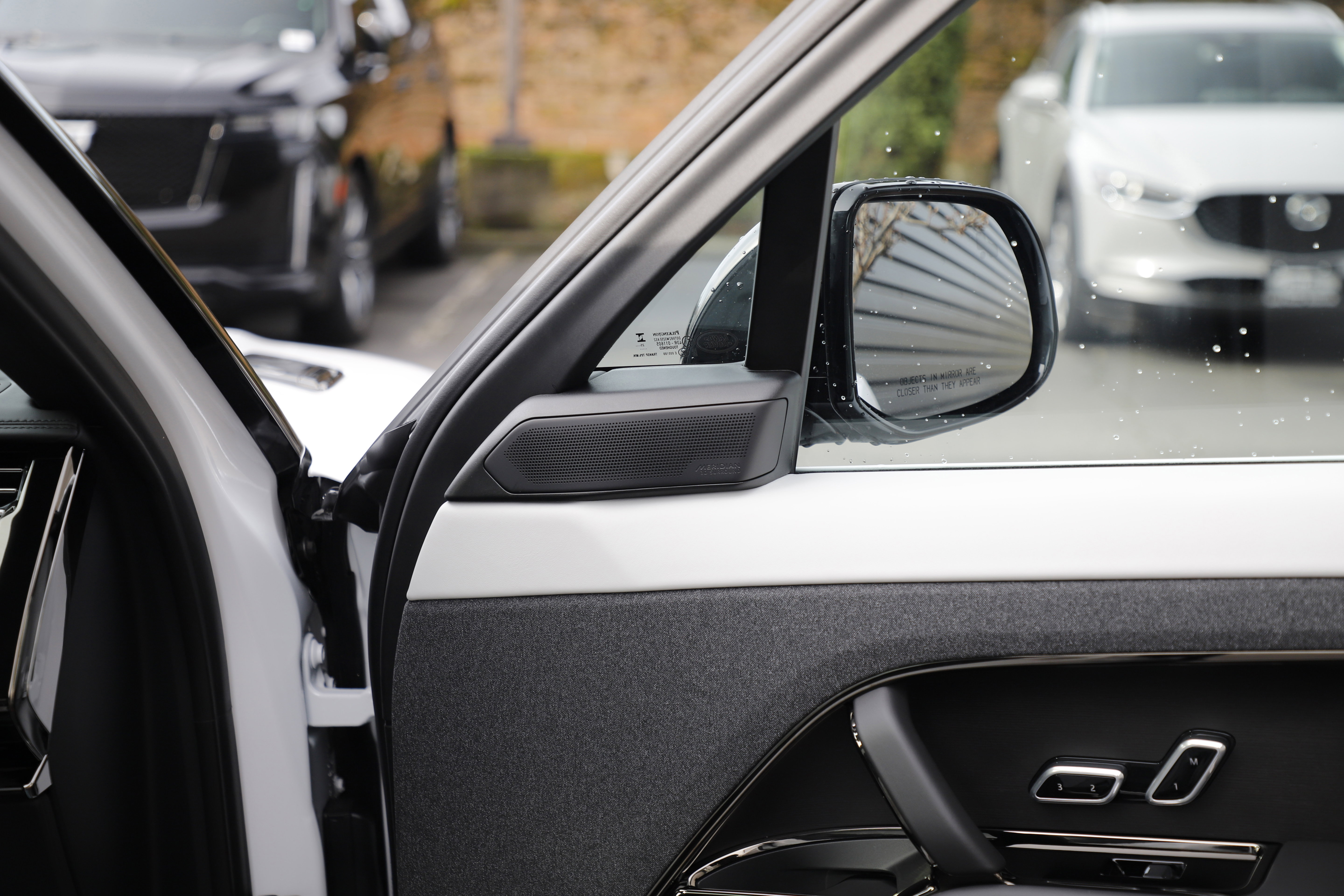 New 2026 Land Rover Range Rover Sport Dynamic SE AWD/4WD image 10