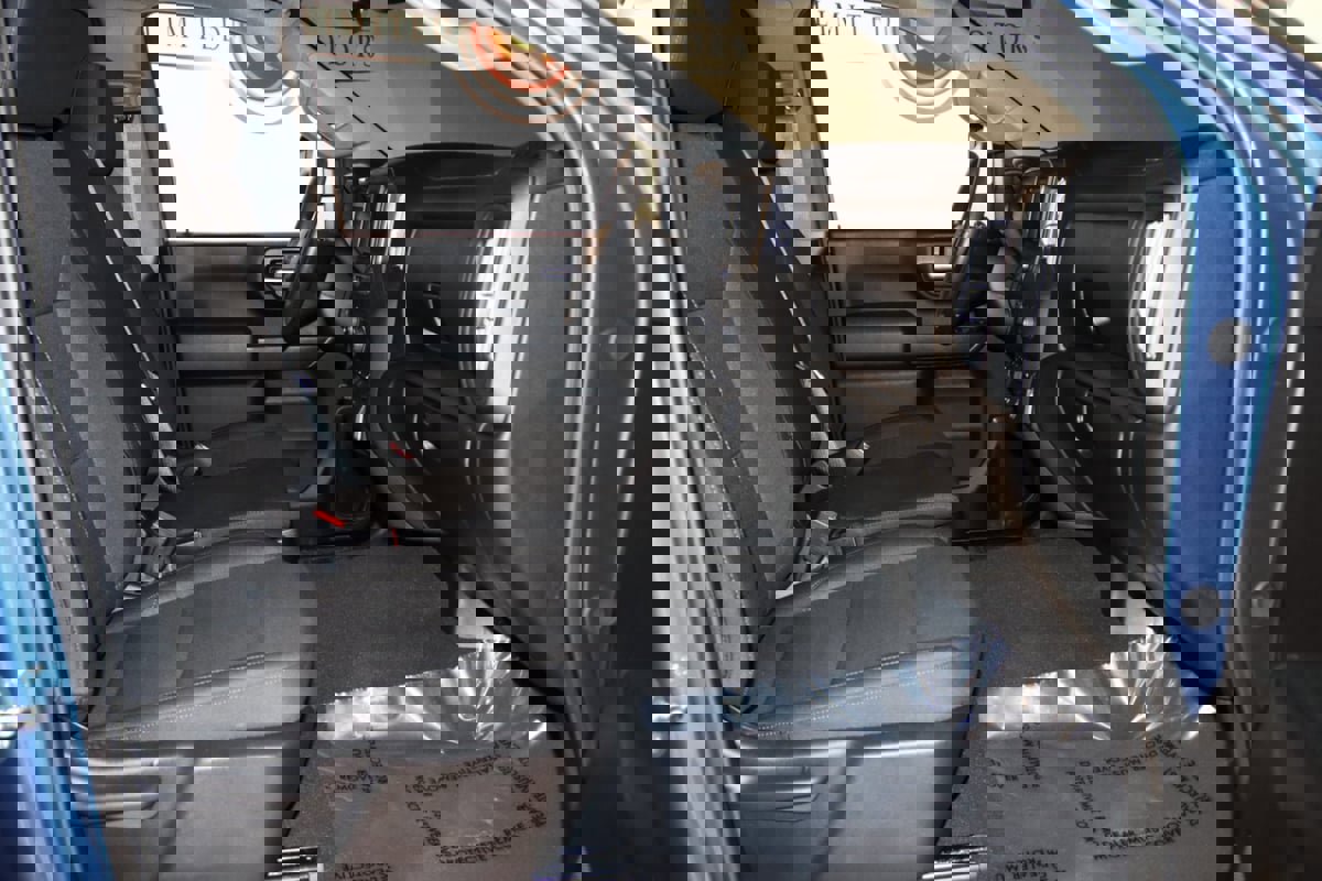 Used 2026 Chevrolet Silverado 2500 Custom w/ Custom Value Package image 56