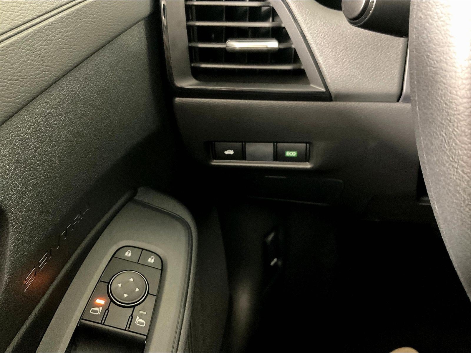Certified 2026 Nissan Sentra S w/ Floor Mat Package FWD image 15
