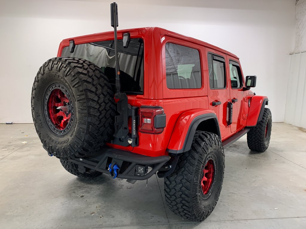Used 2024 Jeep Wrangler Unlimited Rubicon AWD/4WD image 8