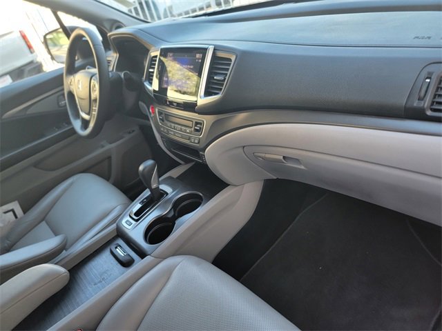 Used 2018 Honda Ridgeline RTL-T image 19