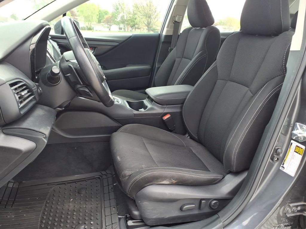 Used 2022 Subaru Legacy Premium AWD/4WD image 3