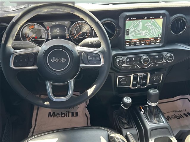 Used 2023 Jeep Gladiator Overland image 18