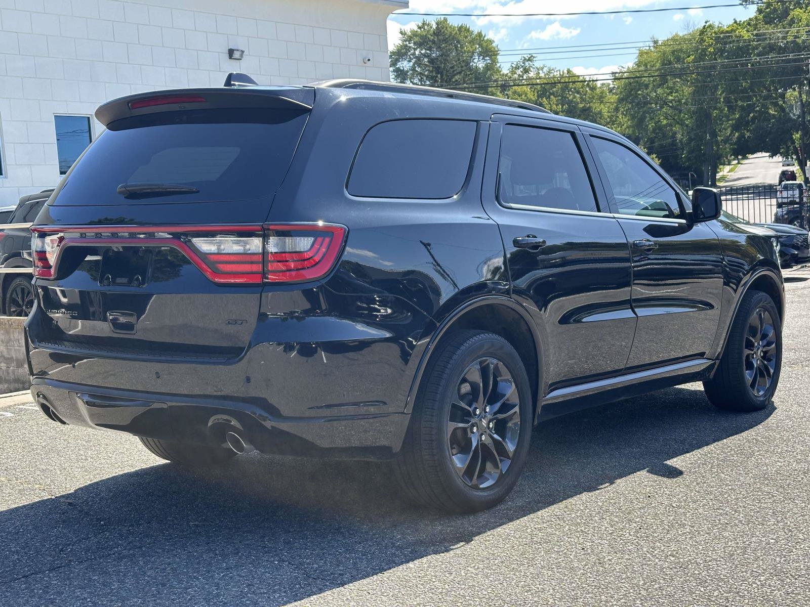 Used 2023 Dodge Durango GT AWD/4WD image 3