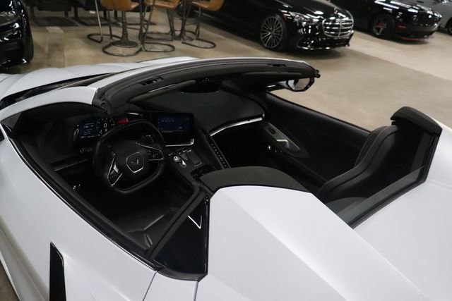 Used 2024 Chevrolet Corvette Stingray Convertible w/ 1LT RWD image 5