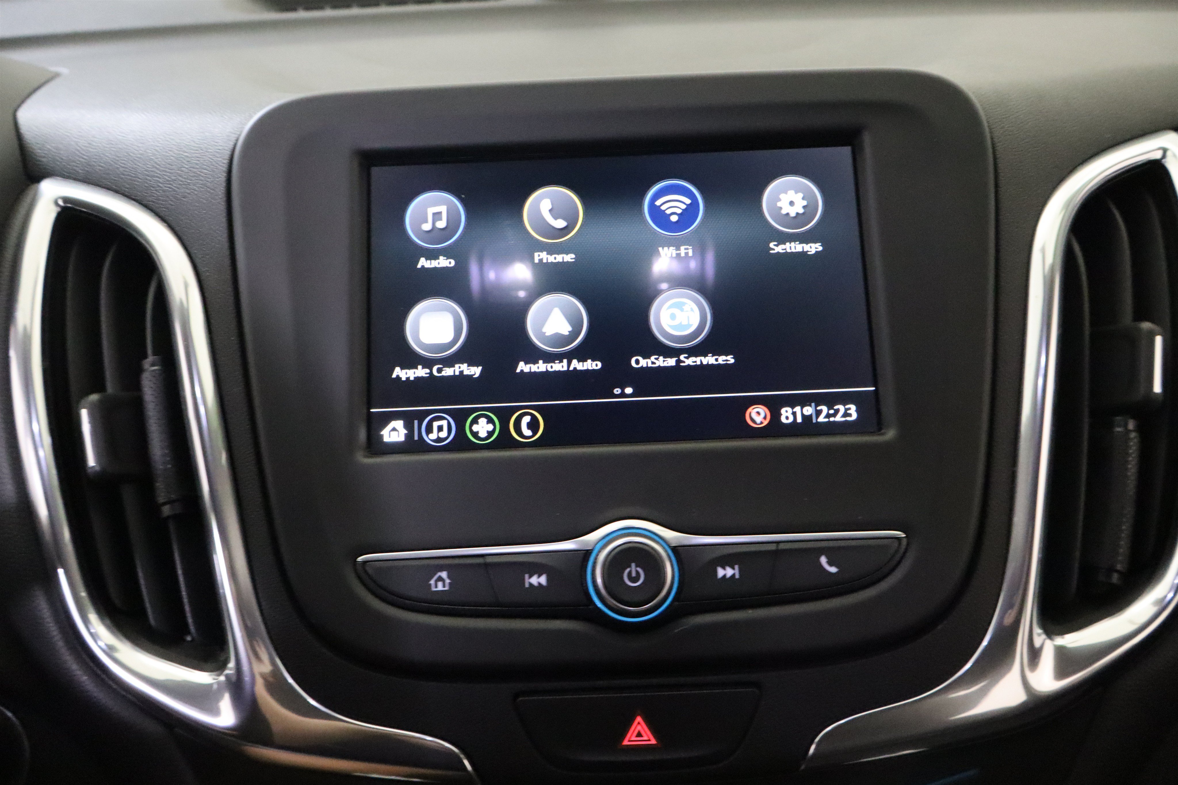 Used 2019 Chevrolet Equinox LT FWD image 24