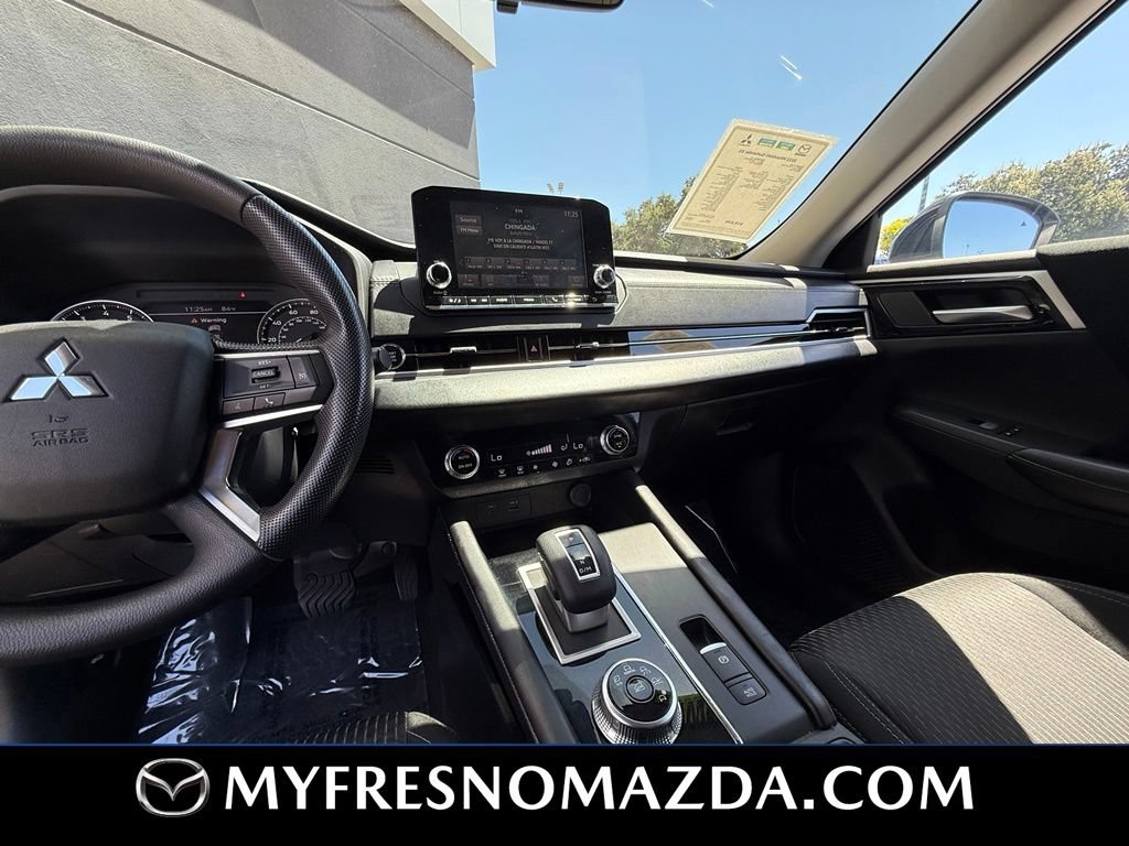Used 2022 Mitsubishi Outlander ES FWD image 22