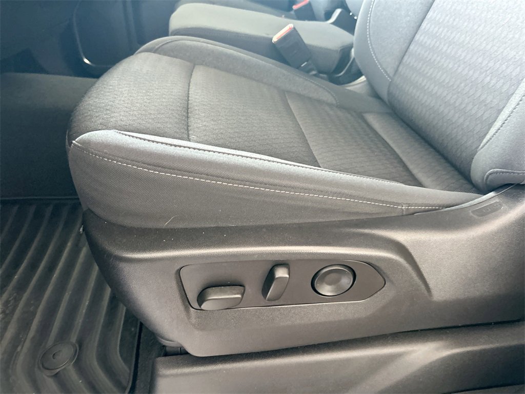 Used 2023 Chevrolet Silverado 1500 LT image 12