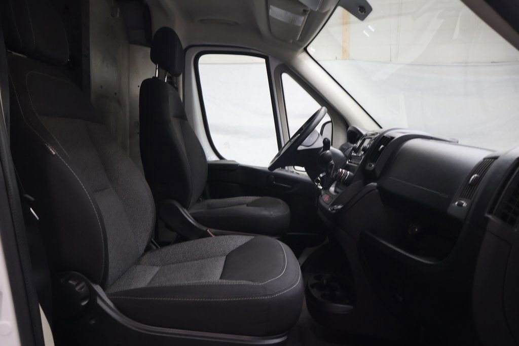 Used 2015 RAM ProMaster 1500 FWD image 9