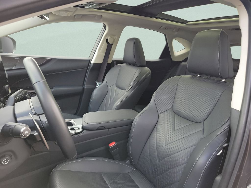 Used 2024 Lexus NX 350h AWD w/ Vision Package image 23