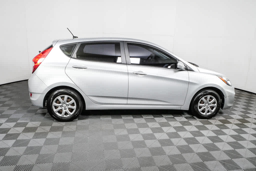 Used 2014 Hyundai Accent GS image 5
