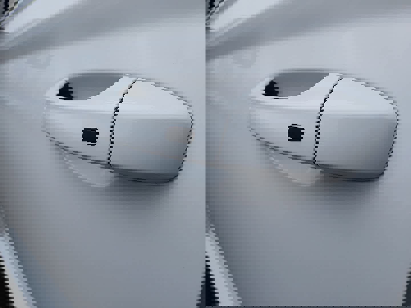 Certified 2025 Volkswagen Taos SEL image 51