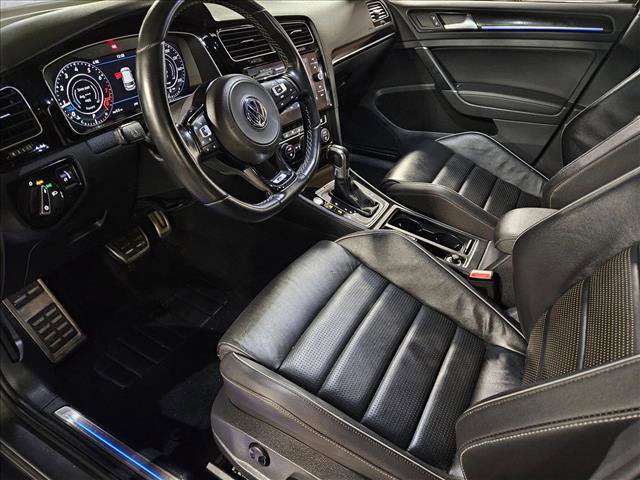 Used 2019 Volkswagen Golf 4-Door image 10