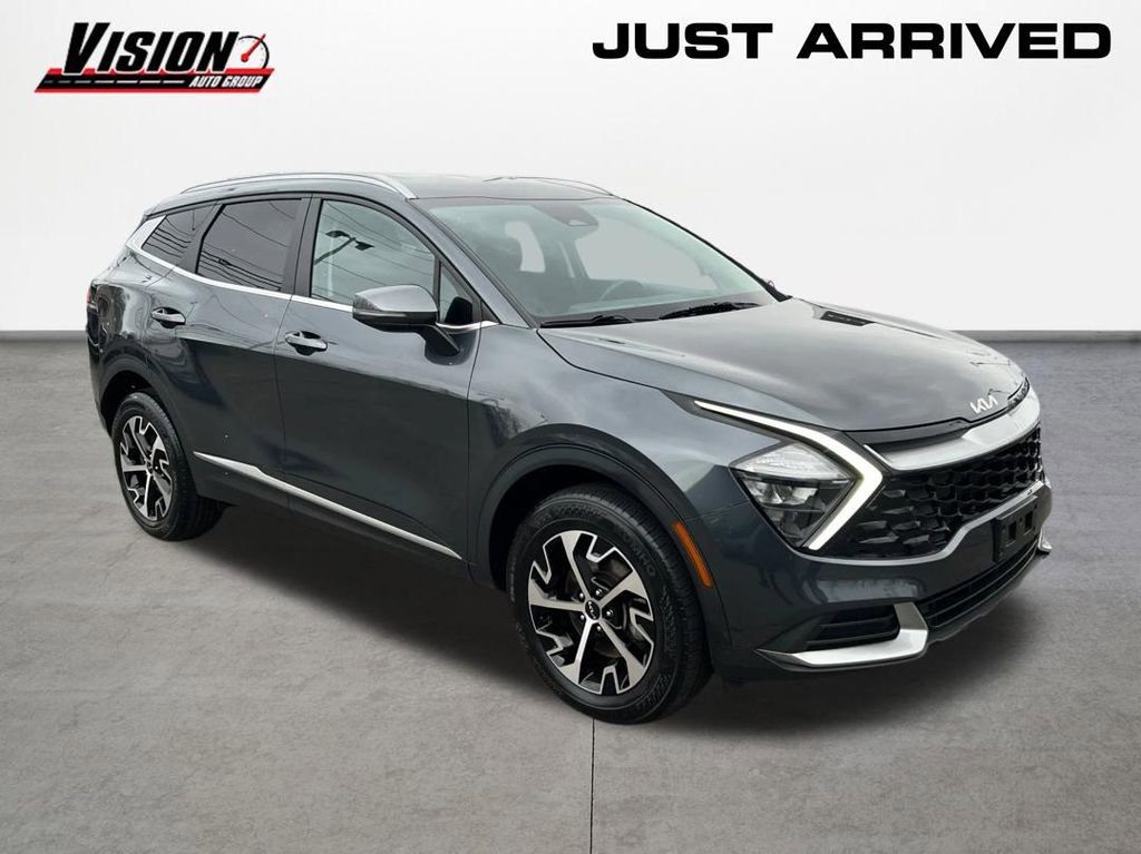 Used 2023 Kia Sportage EX image 3