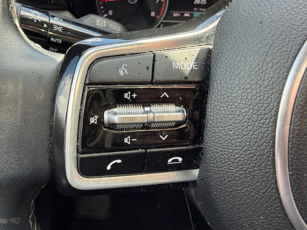 Used 2023 Kia Sorento S w/ Panoramic Sunroof Package image 13