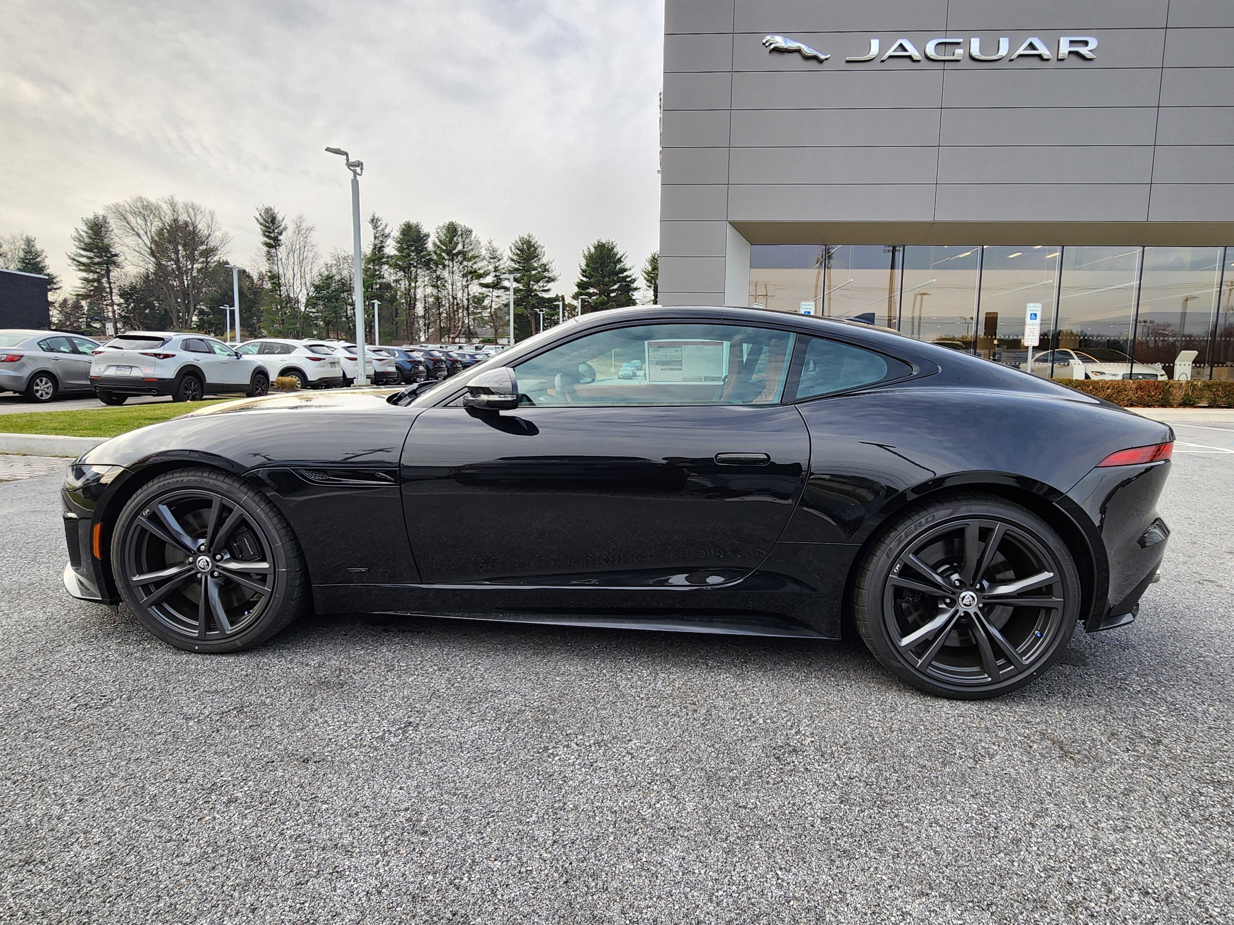 New 2024 Jaguar F-TYPE R image 5