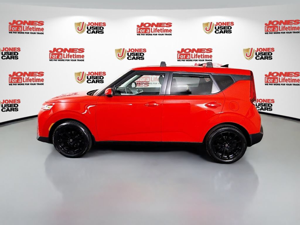 Used 2020 Kia Soul LX FWD image 12