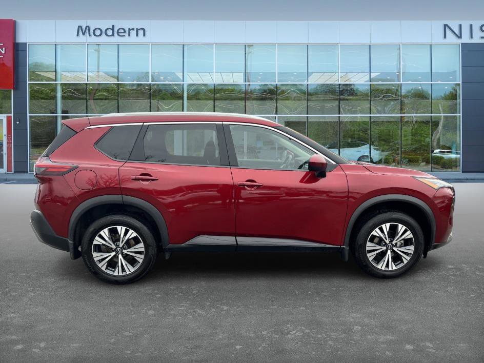 Certified 2023 Nissan Rogue SV w/ SV Premium B Package image 4