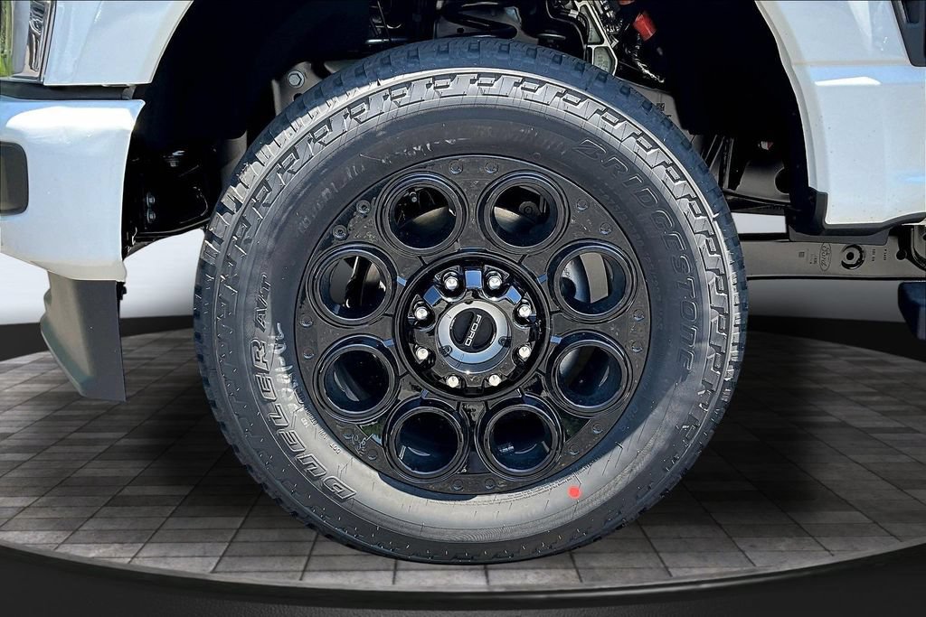 New 2026 Ford F250 Lariat w/ Black Appearance Package AWD/4WD image 13