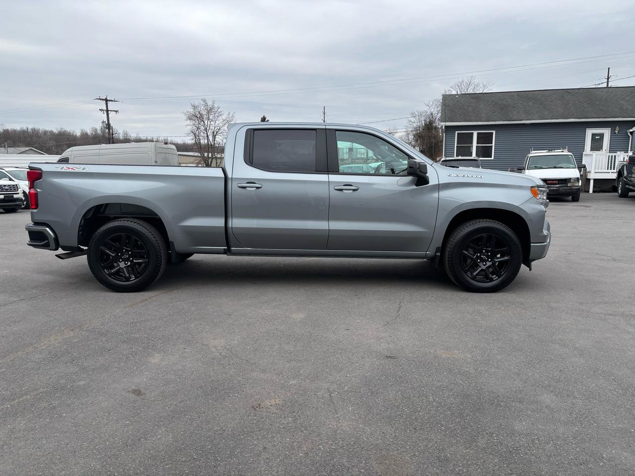 Used 2025 Chevrolet Silverado 1500 RST w/ Convenience Package II AWD/4WD image 6