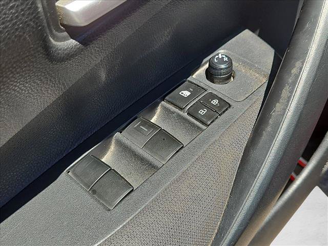 Used 2020 Toyota Corolla LE FWD image 11