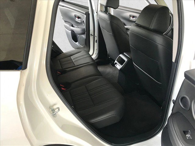 Used 2025 Honda HR-V EX-L image 17