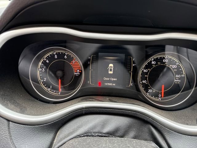 Used 2017 Jeep Cherokee Sport AWD/4WD image 19