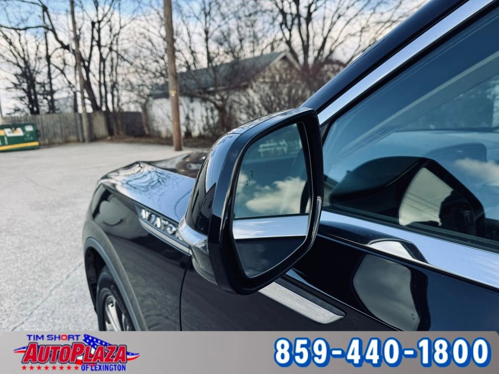 Used 2021 Lincoln Aviator 2WD image 18