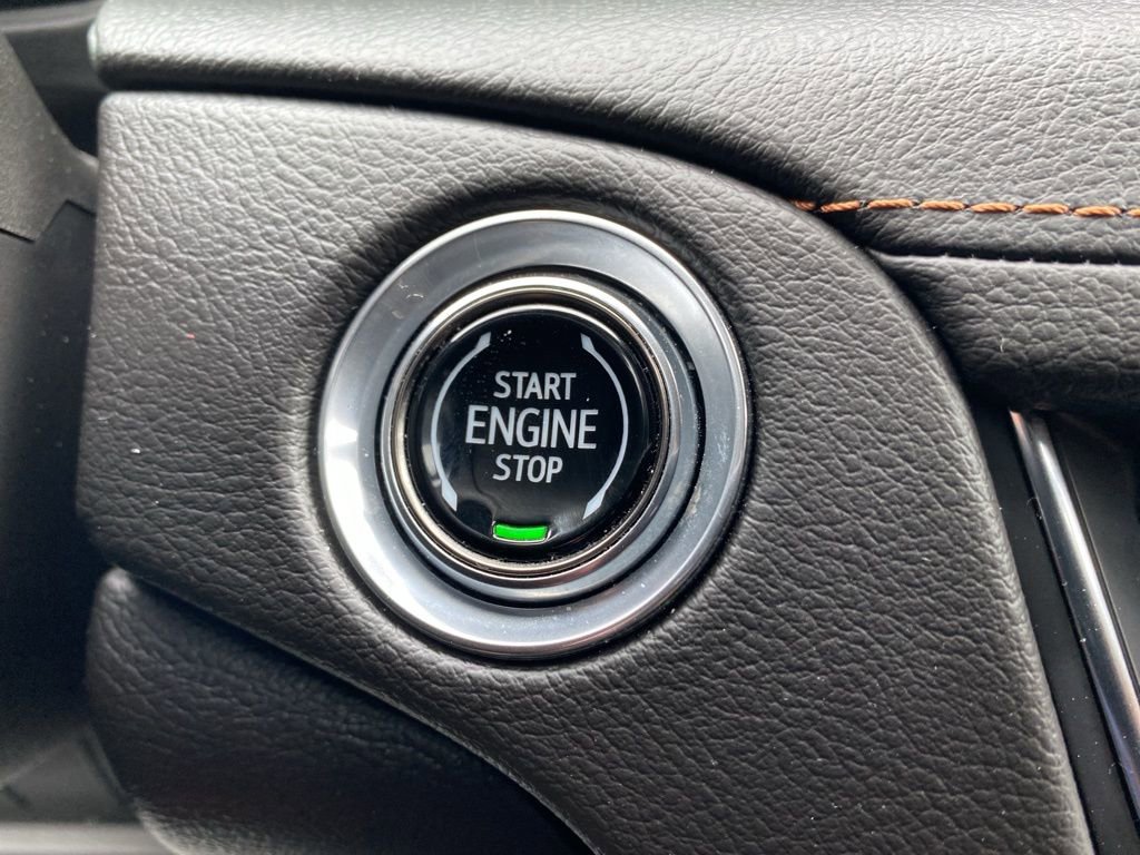 Used 2025 Cadillac CT5 V w/ Platinum Package image 32