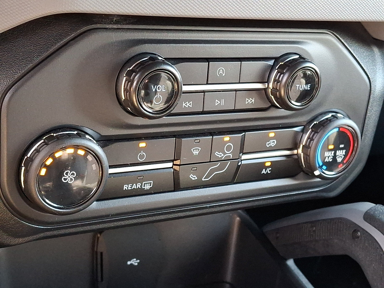 Used 2023 Ford Bronco Big Bend AWD/4WD image 15
