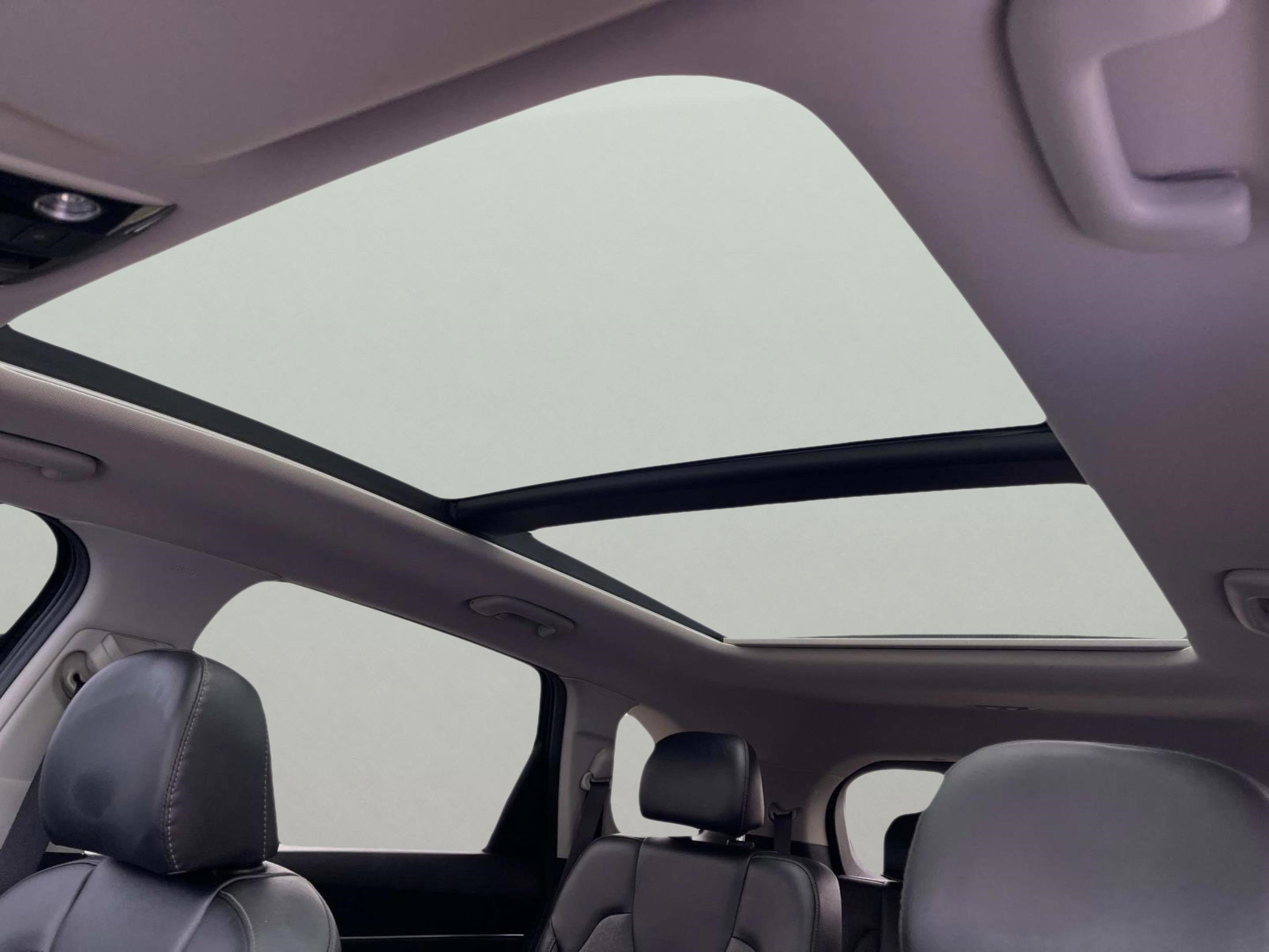 Used 2022 Kia Sorento SX image 30