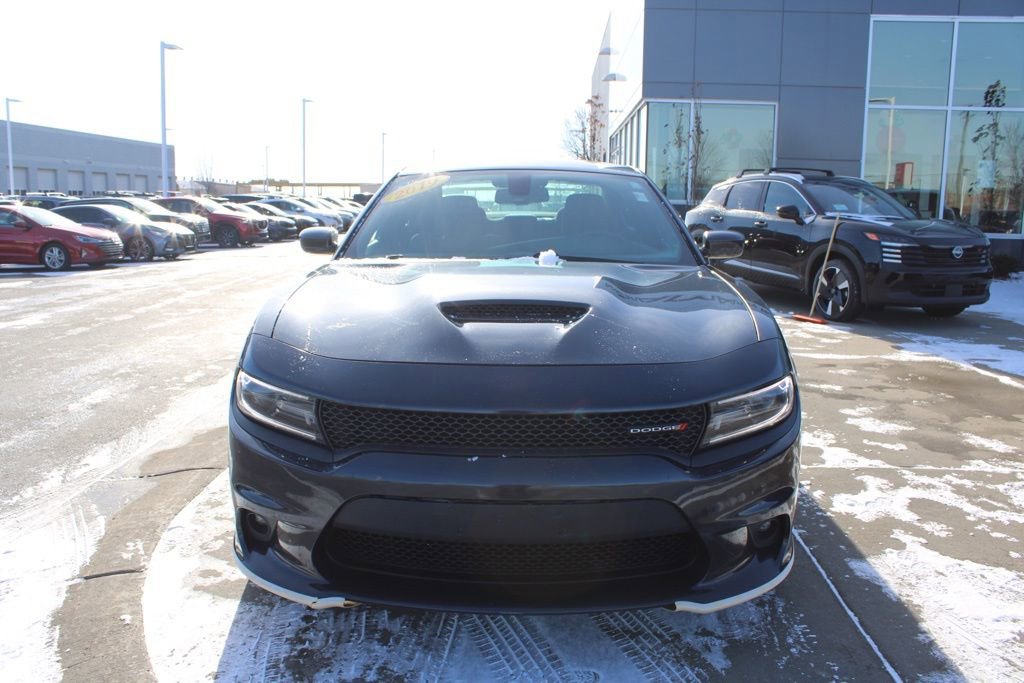 Used 2019 Dodge Charger GT image 2