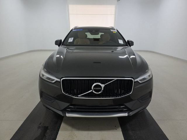 Used 2020 Volvo XC60 T5 Momentum FWD image 2