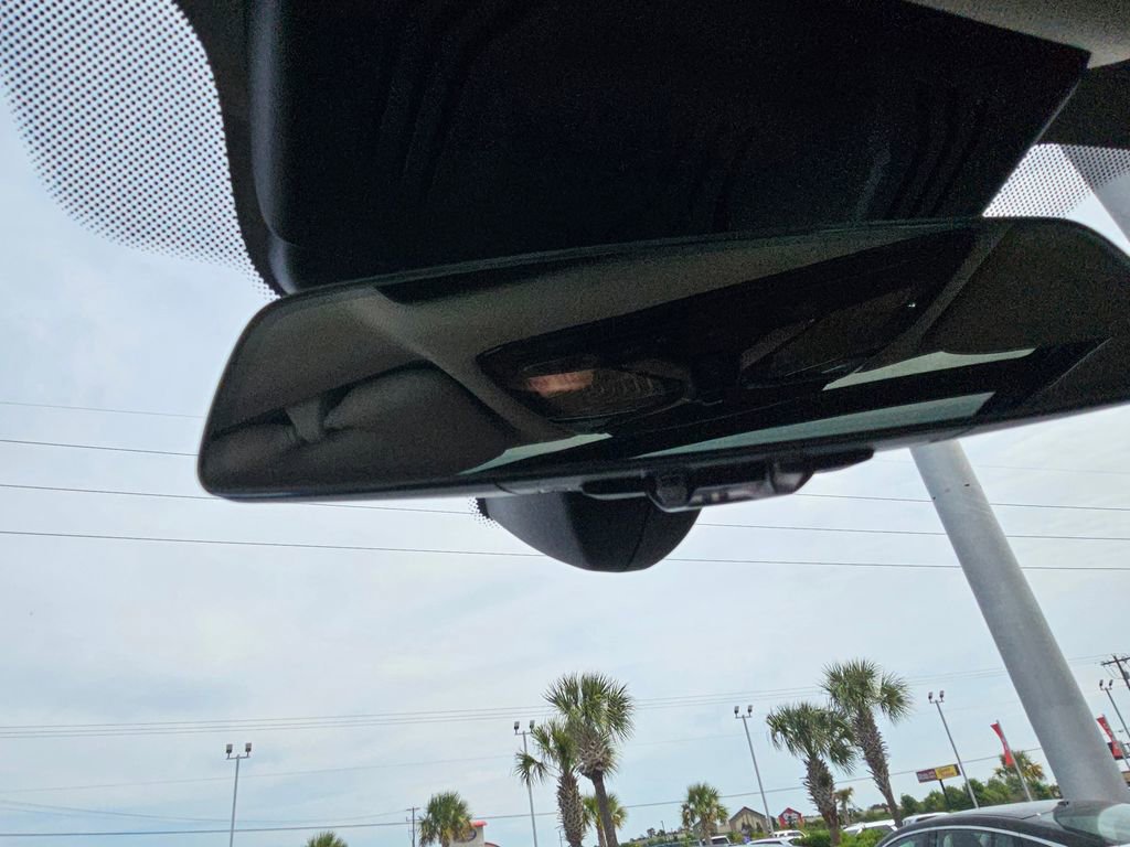 Used 2022 BMW X7 xDrive40i w/ Premium Package image 34