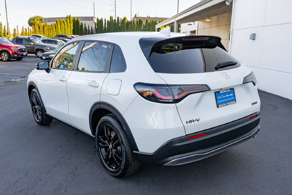 New 2027 Honda HR-V Sport image 8