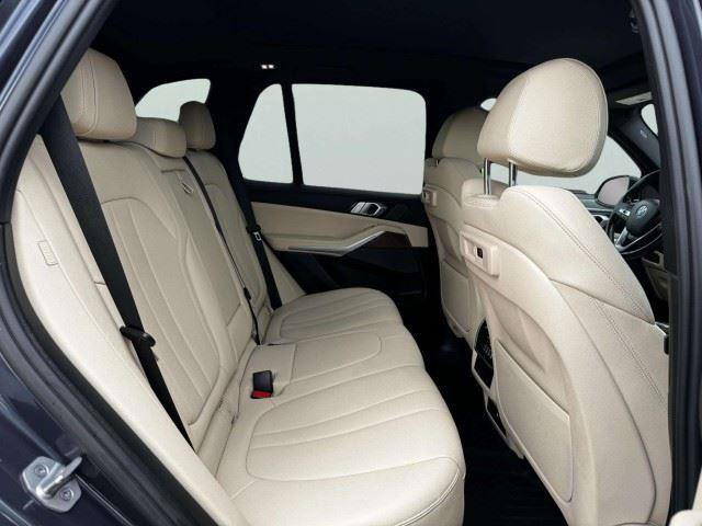 Used 2021 BMW X5 xDrive40i w/ Premium Package AWD/4WD image 46