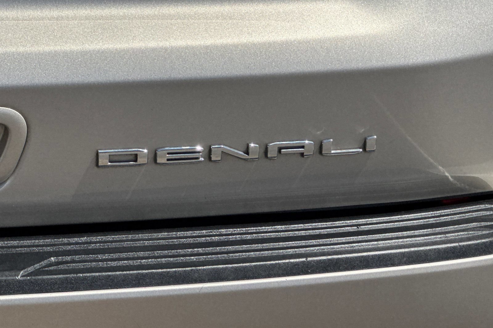 Certified 2023 GMC Yukon Denali AWD/4WD image 29